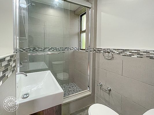 4th image of 57 Herkimer St APT 312