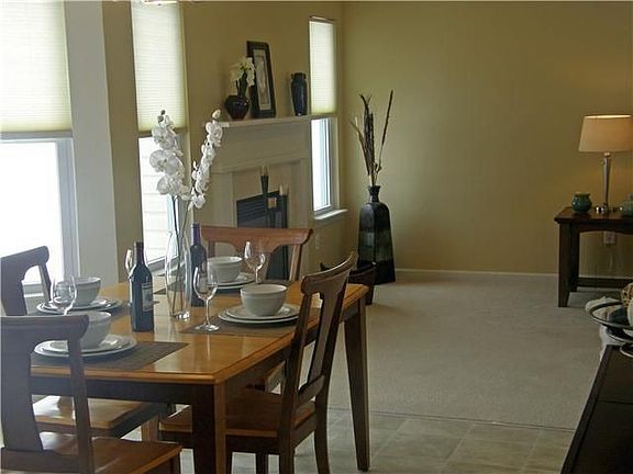 4th image of 79 Westcombe Park