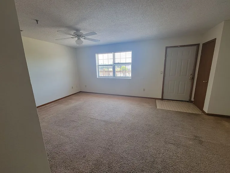 College Place Apartments — Photo 7