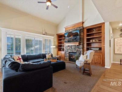 4462 N Stampede Way, Meridian, ID, 83646