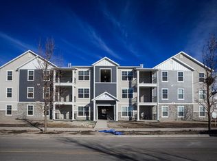66 W Silver Springs Dr, Vineyard, UT 84058