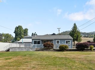 122 Grassy Ln, Roseburg, OR 97470