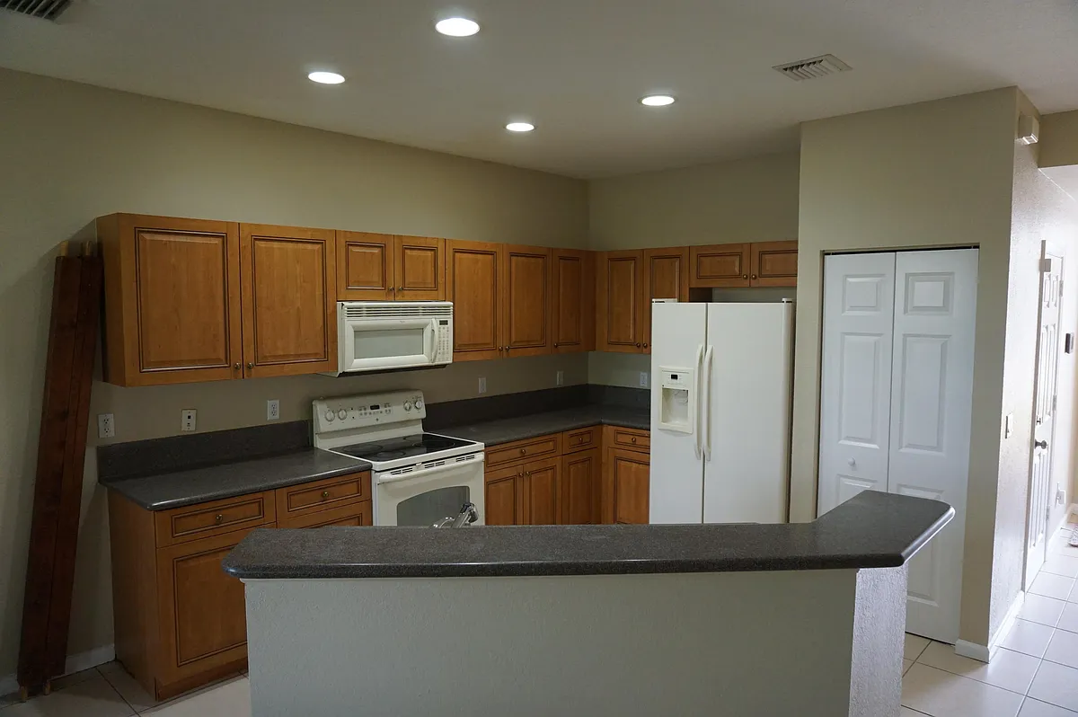 Building Photo - 2030 Nassau Dr