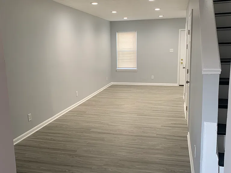 1317 E Eager St — Photo 11