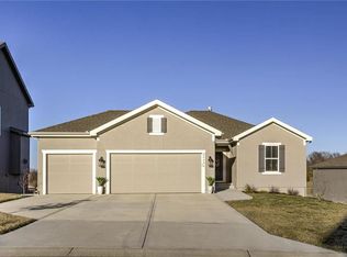 24828 W 148th Ct, Olathe, KS 66061