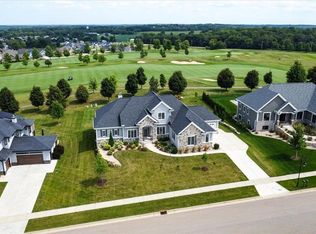 975 Carnoustie Way, Oregon, WI 53575