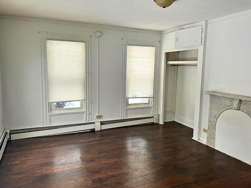 1st image of 166 Essex St #168