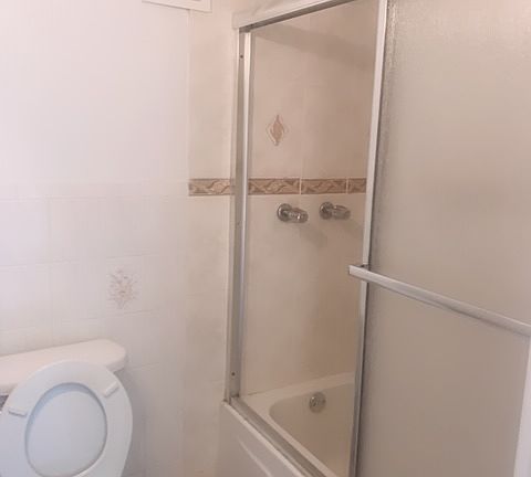 3rd image of 51-18 Junction Blvd #1