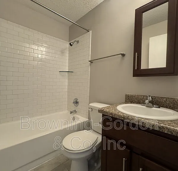 1303 Acklen Ave #103 — Photo 6
