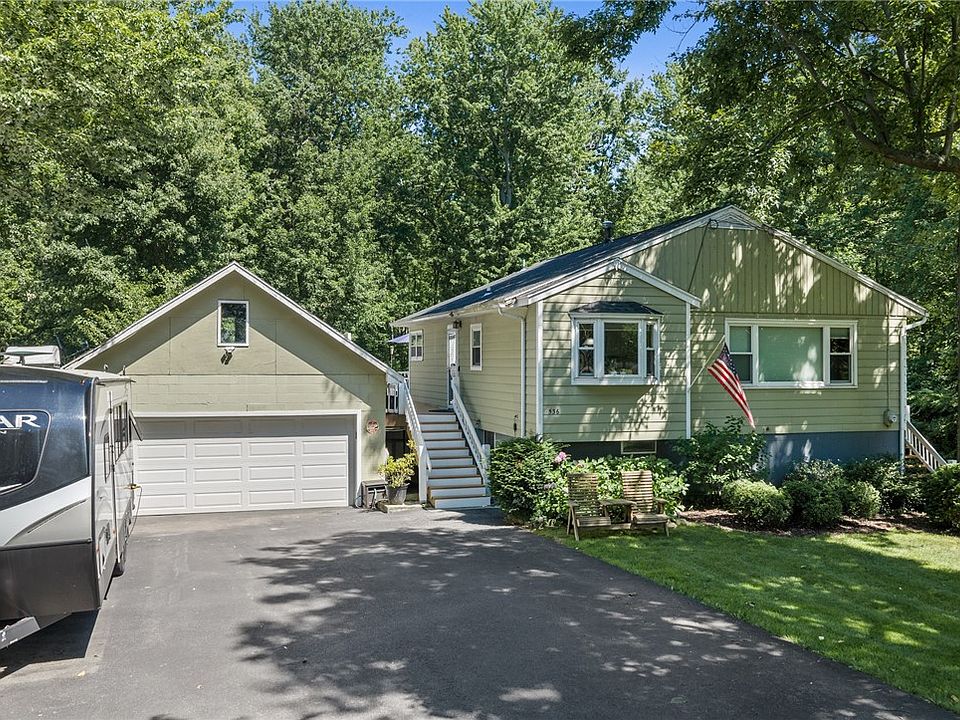 1st image of 536 Moseley Rd