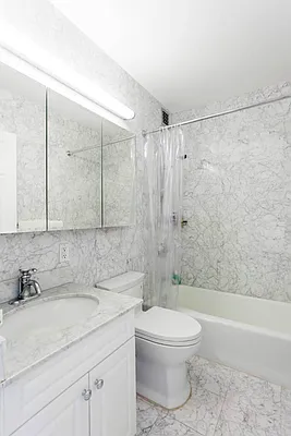 Rented by Town Residential | media 3