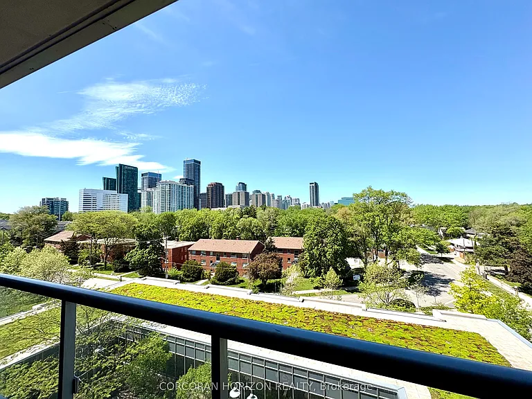 120 Harrison Garden Blvd #626 — Photo 14