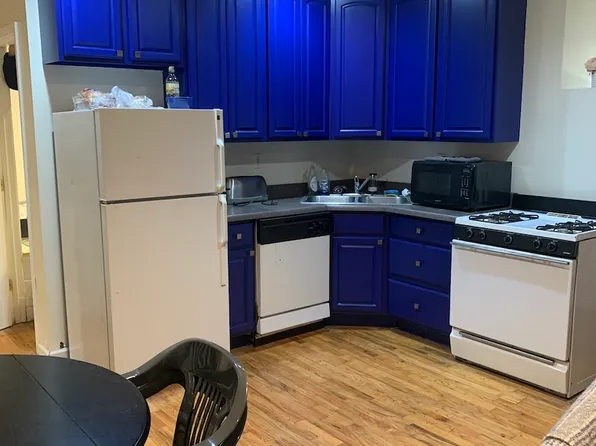 2545 N Seminary Ave, Chicago, IL 60614