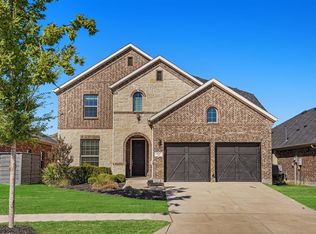 821 Field Xing, Aubrey, TX 76227