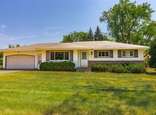 5150 Greenwood Dr, Mounds View, MN 55112