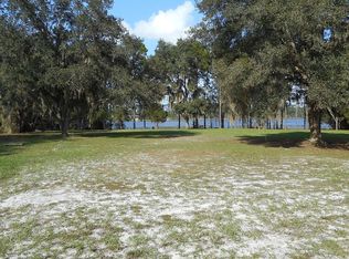 227 Clear Lake Rd, Crescent City, FL 32112