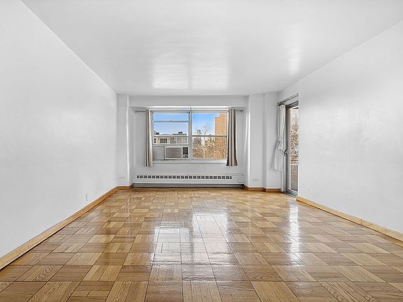 3rd image of 570 Grand St APT H607
