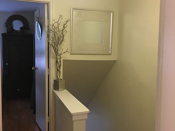 3rd image of 2456 Abbington Dr SE