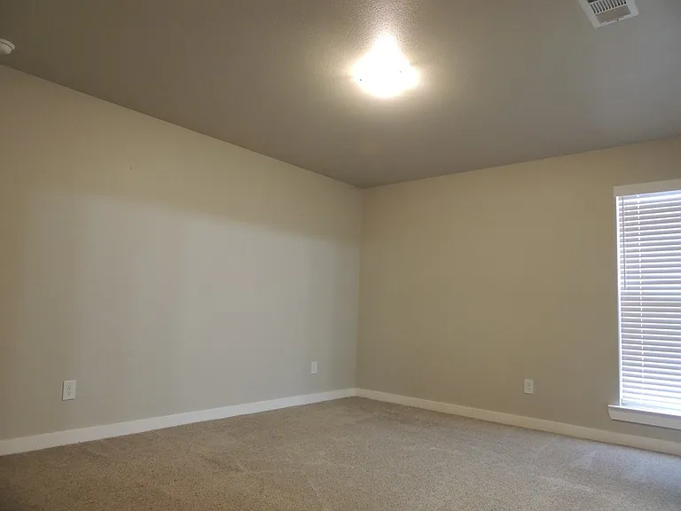 1200 Cajun St — Photo 7