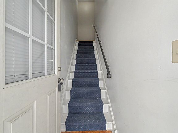 3rd image of 3505 Bay Ave #12