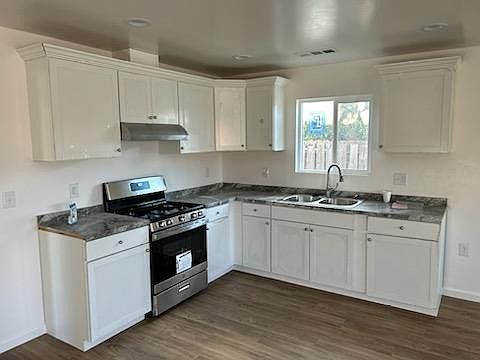 2nd image of 1019 W Clinton Ave #1019