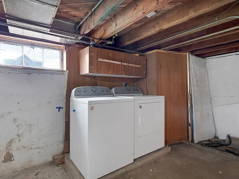 604 N Taylor St — Photo 11