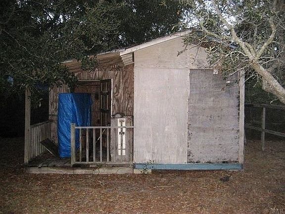 5th image of 5860 Capitol Dr