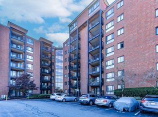 60 Rantoul St APT 503N, Beverly, MA 01915