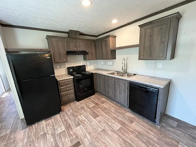 226 Old Airport Rd — Photo 17