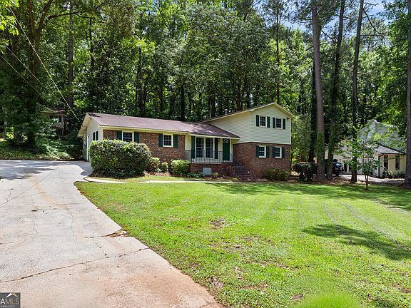 5th image of 309 Nelson Dr