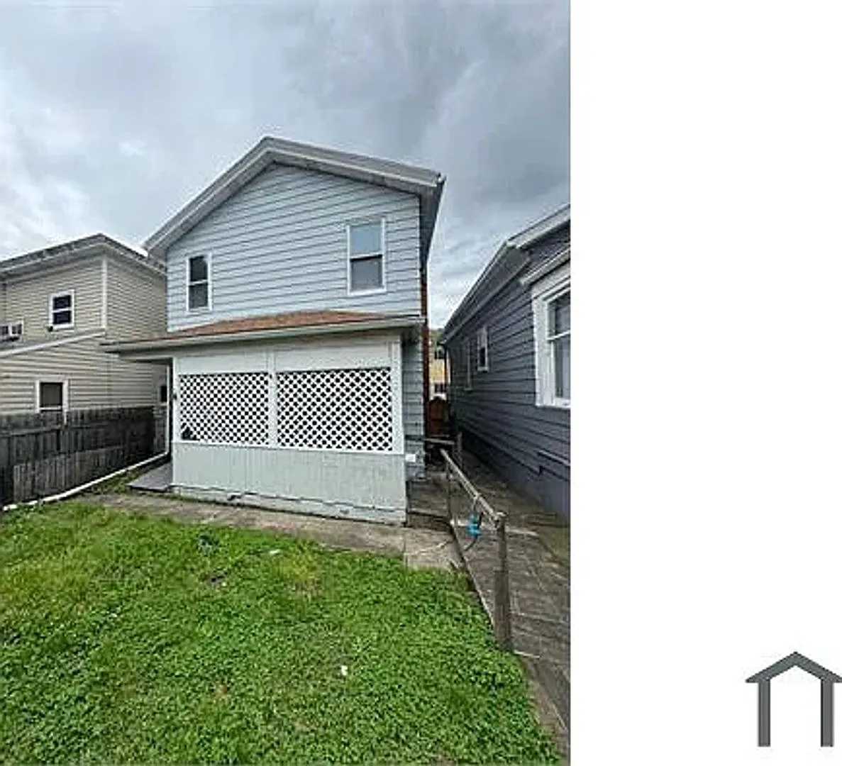 3 bed, 1200 sqft, $1,350 — Photo 1