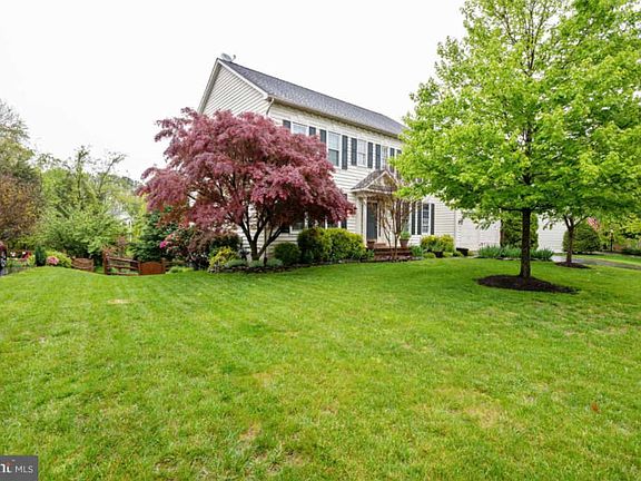 2nd image of 7795 Royal Sydney Dr