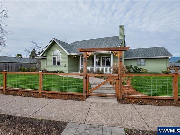 3rd image of 5718 E St