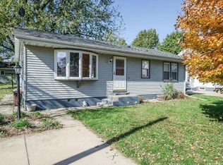 321 Rose Ave SW, Swisher, IA 52338