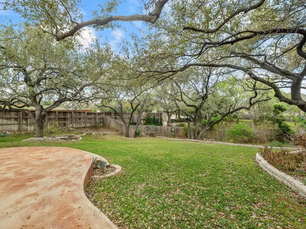 12052 Tulare Dr, Austin, TX 78738
