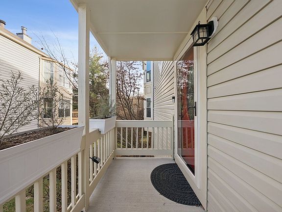 3rd image of 7307 Castleberg Ct