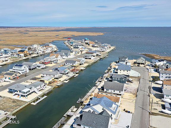 5th image of 170 Flamingo Road