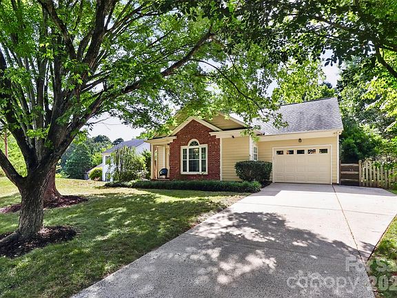 2nd image of 12410 Cool Mist Ln