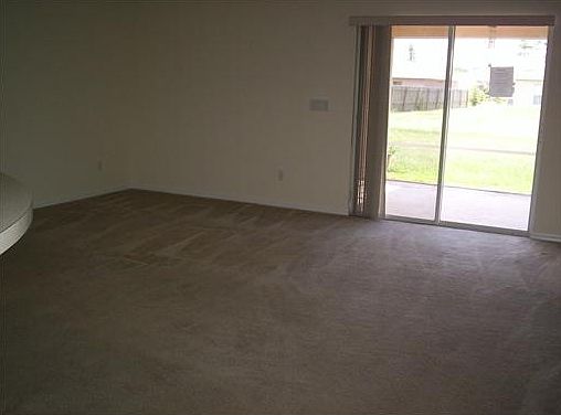 Home For Sale In Port saint lucie