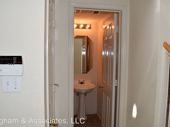 4th image of 15400 Sarahs Creek Dr