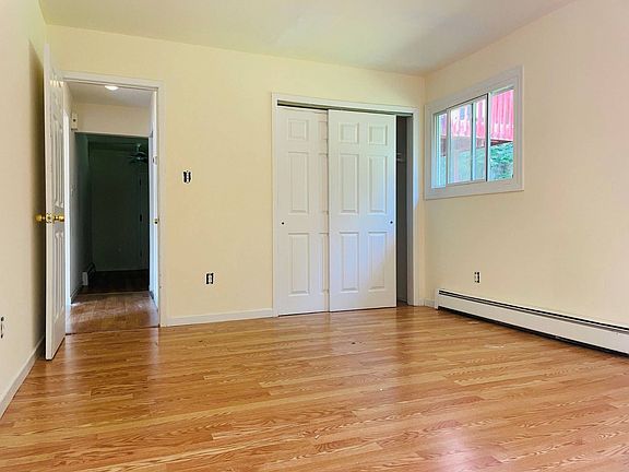 4th image of 15 William St APT 1
