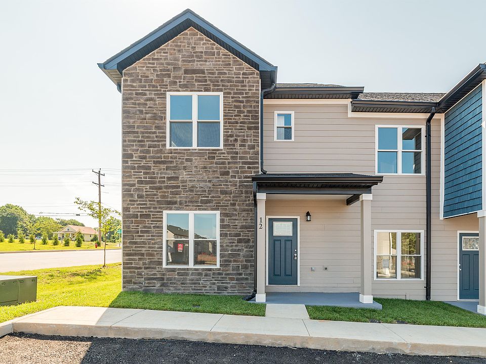 1st image of 127 Emanuel Ct #1
