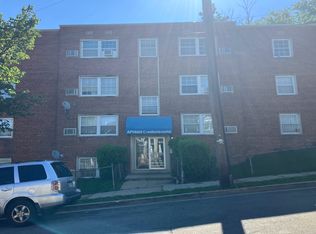 44 49th St SE, Washington, DC 20019