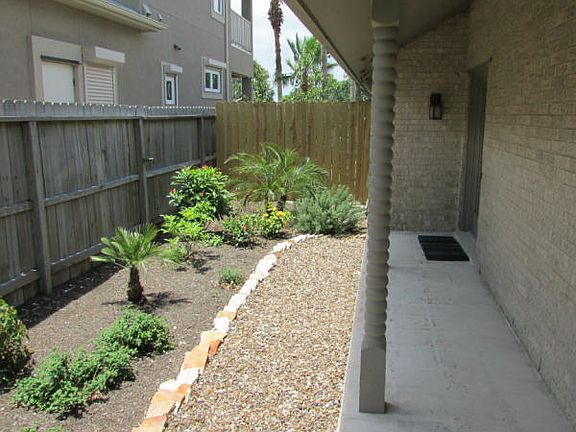 3rd image of 14005 Jackfish Ave