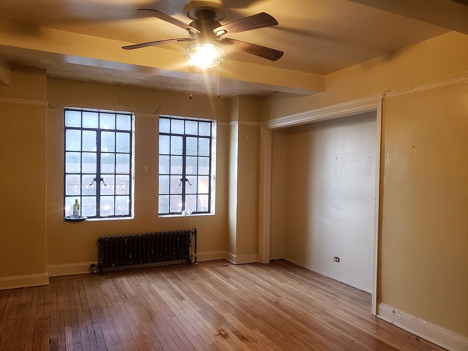 1st image of 5 Tudor City Pl APT B18