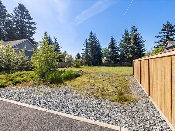 5th image of 1922 10th Avenue NW
