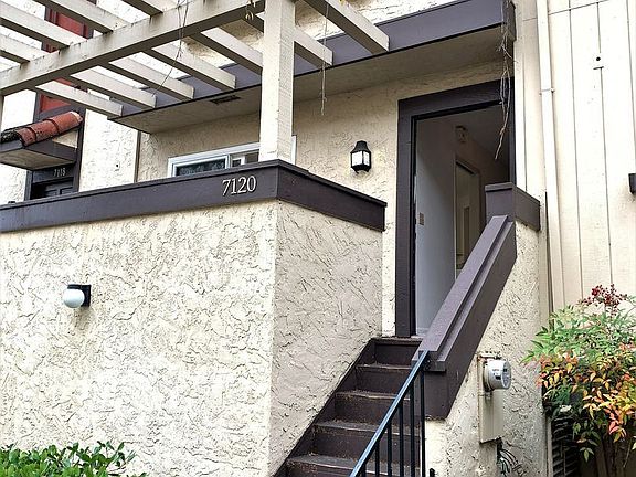 2nd image of 7120 Clarendon St