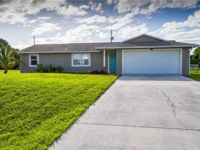 572 SW Crawfish Dr SW, Port Saint Lucie, FL, 34953