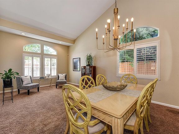 4th image of 5217 Wyndham Oak Ln