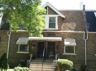 11325 S Champlain Ave, Chicago, IL 60628